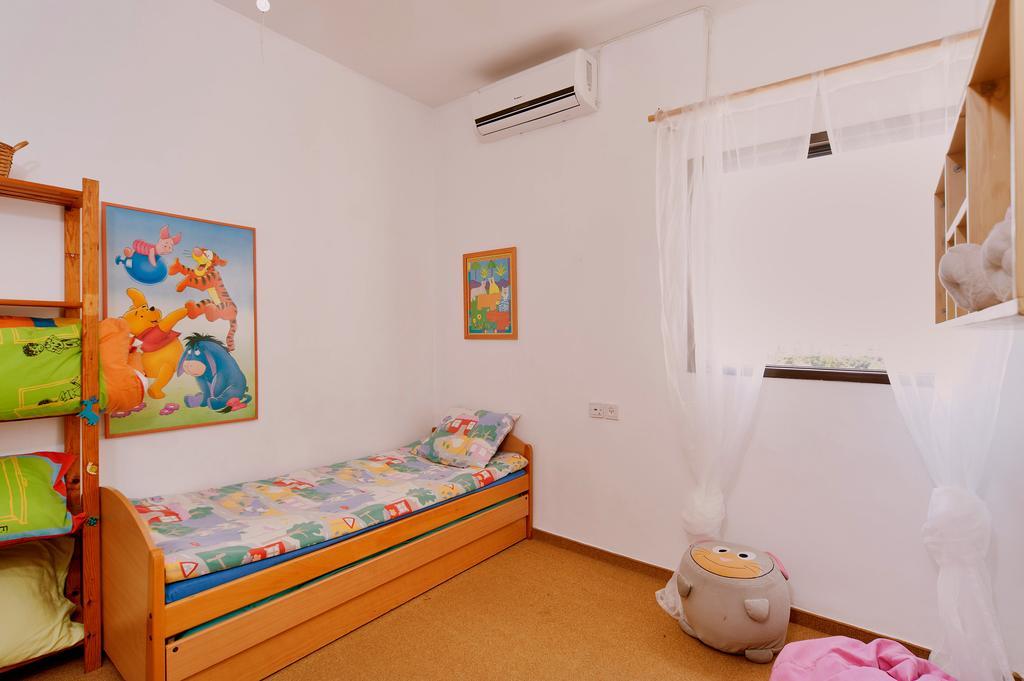 Kfar Saba View Apartment Habitación foto
